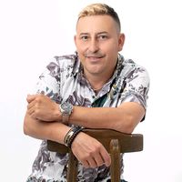 victorpuertacantante
