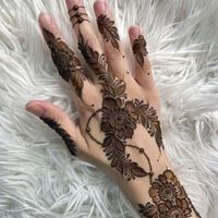 arts.mehndi.desig