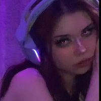 Yandere girl vs yandere guy