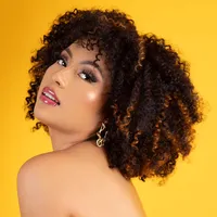 LA LACIA La mujer del reparto AMY SAHALT