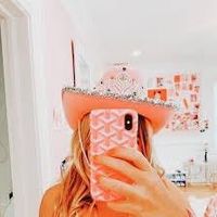 trendylaylax