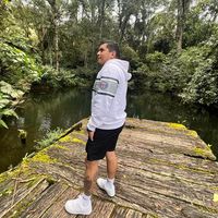 g.meneses0
