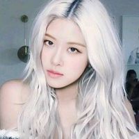 blink_rosechae