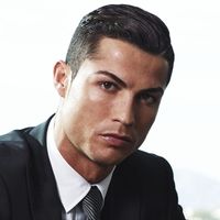 SIKE CR7 IS THE GOAT BUT LIKE AHD SHARE