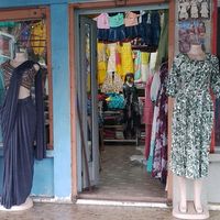 preetyfashionsurinam