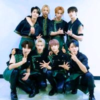 straykids.4.evaa