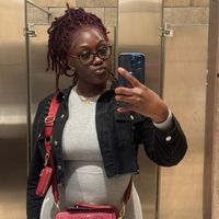 simplyyy.vee_