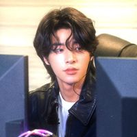 sunghoon_.0_.0