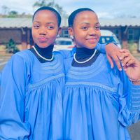 she_leaves_a_sparkle