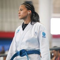 emillyybjj_