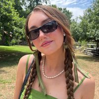 anika_pettit