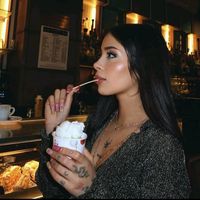 sofiaceli_holis