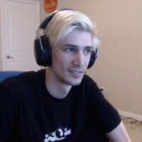 King for a day x astronaut in the ocean