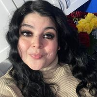 essie_poo1987