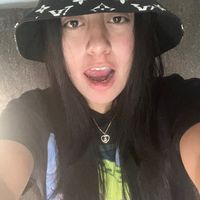 christina.hahn