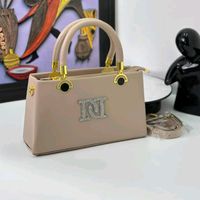 poupeedeluxofficiel01