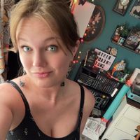 rissa_reads_smut