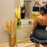 esta_skin_therapist