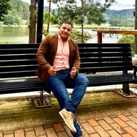 regy.el.amigo.de.pueblo