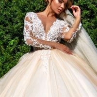 vio.wedding.dresses