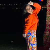 julia.sabet