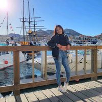 carolinecastillo37