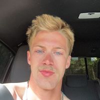 shane.wolfe1