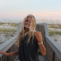 molliemcroberts