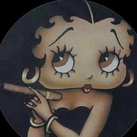 theyluvherprettyvibe