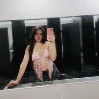 desireegb64