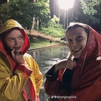 .stranger_things_happy