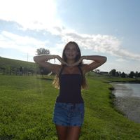 madelyn_readss