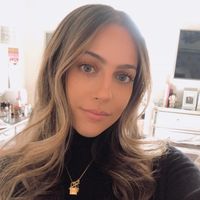 insidecarolinecloset