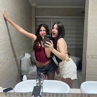 alyjua_