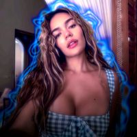 Karol G mi patrona Y la Queso