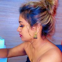 shreyamuskaan2