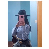 carla_anahii