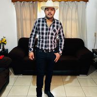 carloschaparro28