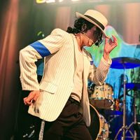 michigan_moonwalker_579