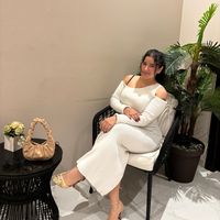 luisa.27flores