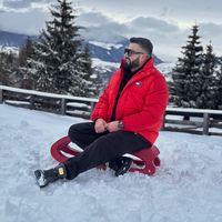 raducanuu93
