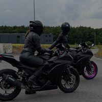 just2motogirls