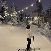 nennamustonen
