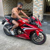adamhussain_
