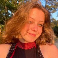 chloe_lclf