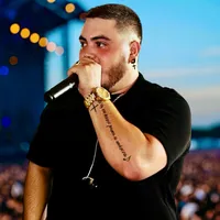 FUGIR MIGUEL SANTOS E LETINOX Remix Lucenzo