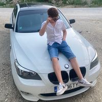 adi_kmq