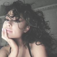 everyone under this sound is gorgeous omg