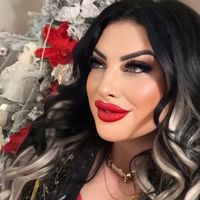 brunette__adry