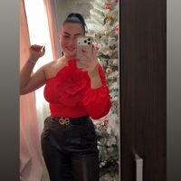 nicole_t174